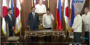 Japanese Prime Minister Shinzo Abe visits the Philippines, pledge investments