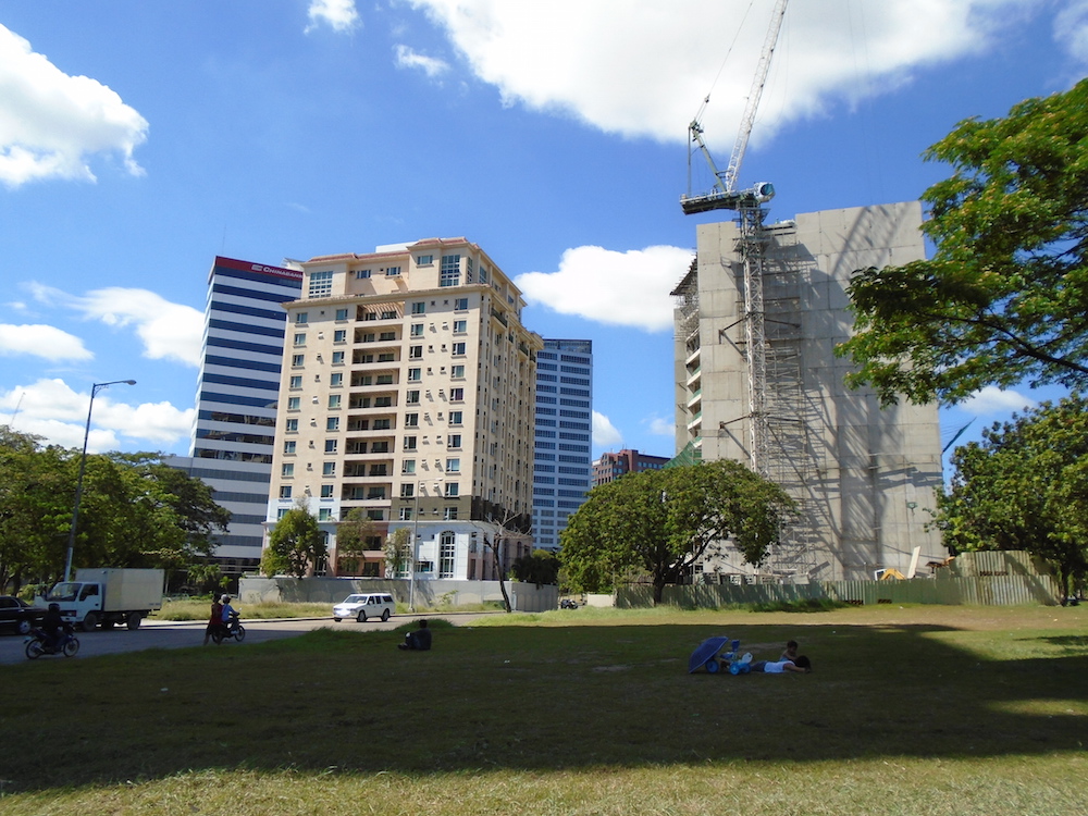 Off-Shore Or Motherland? The Best Choice For Your Manufacturing