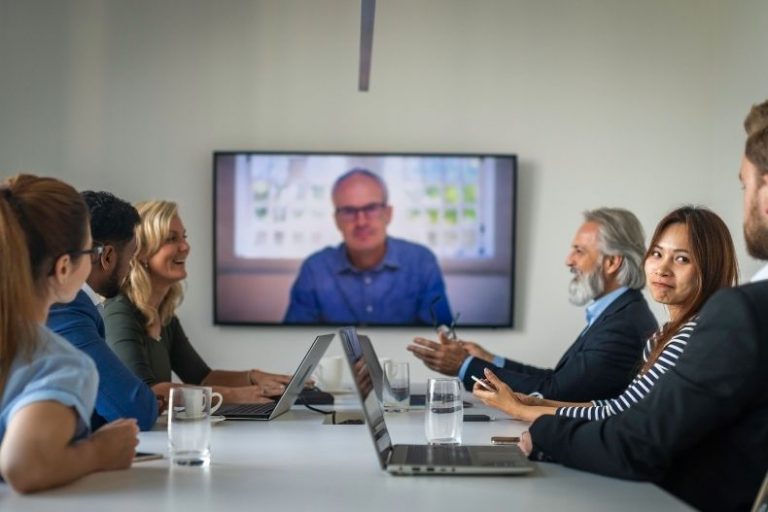 7 Advantages Of Using Webinars For Training New Employees