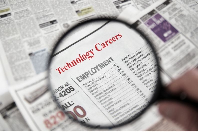 If you are an IT graduate with impressive qualifications and you have no idea your career choice, read on and find out popular tech jobs that you can consider after graduation.