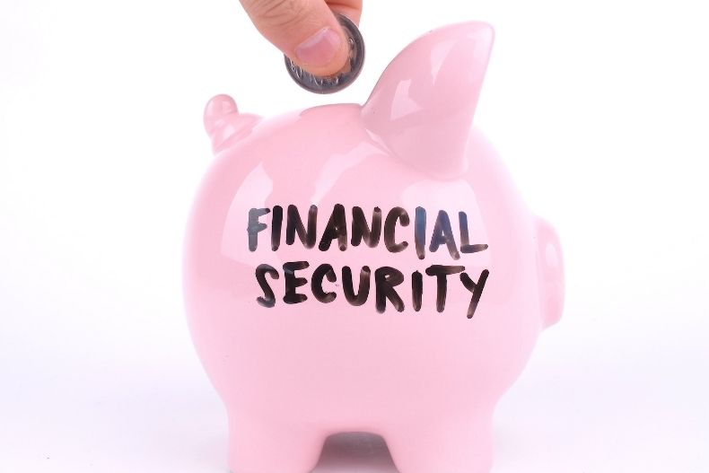 Long-Term Financial Security: Why You Should Think Beyond Your Freelancing Work