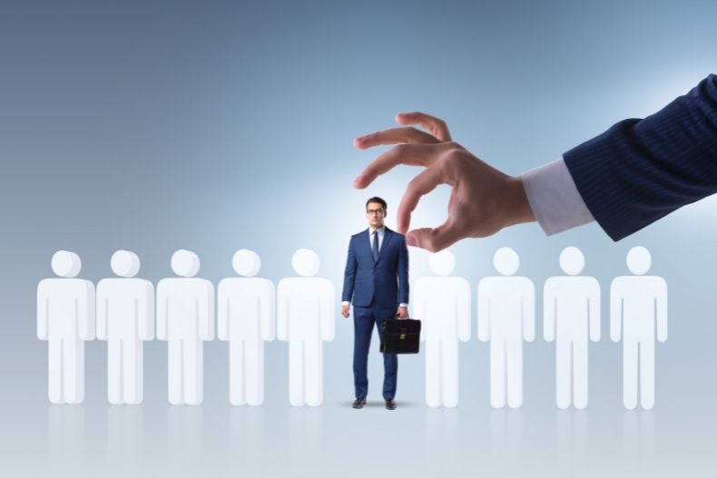 6 Tips to Have a Solid Recruitment Policy and Manage your Business Team
