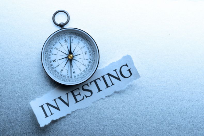 What’s The Difference Between Active & Passive Investing?