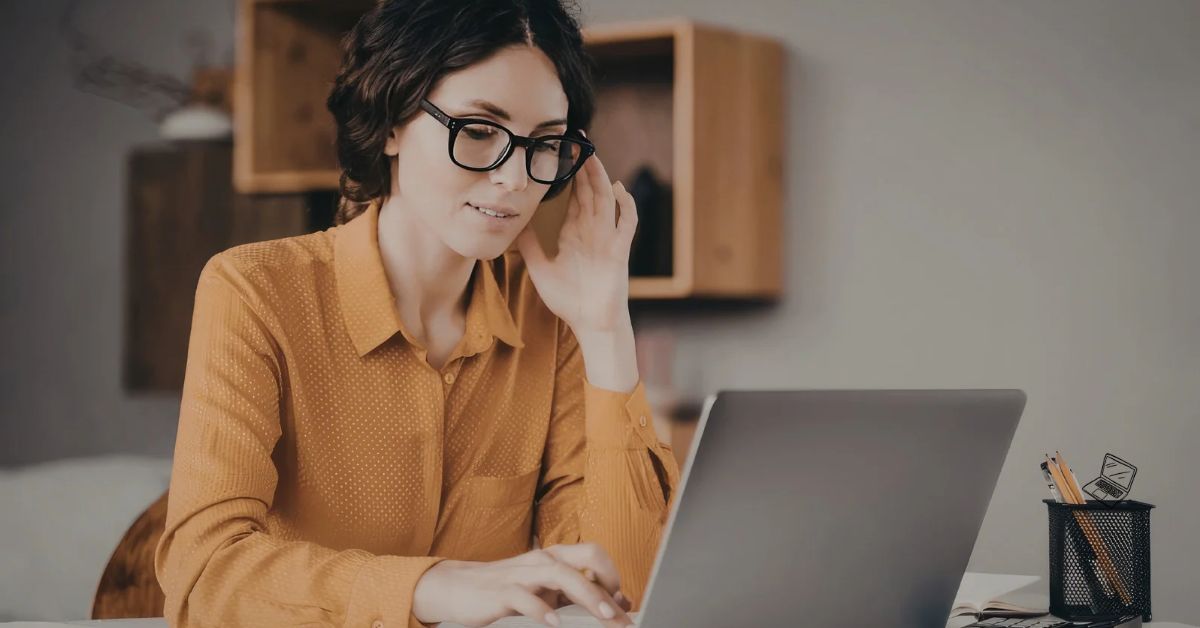 focused women with glasses